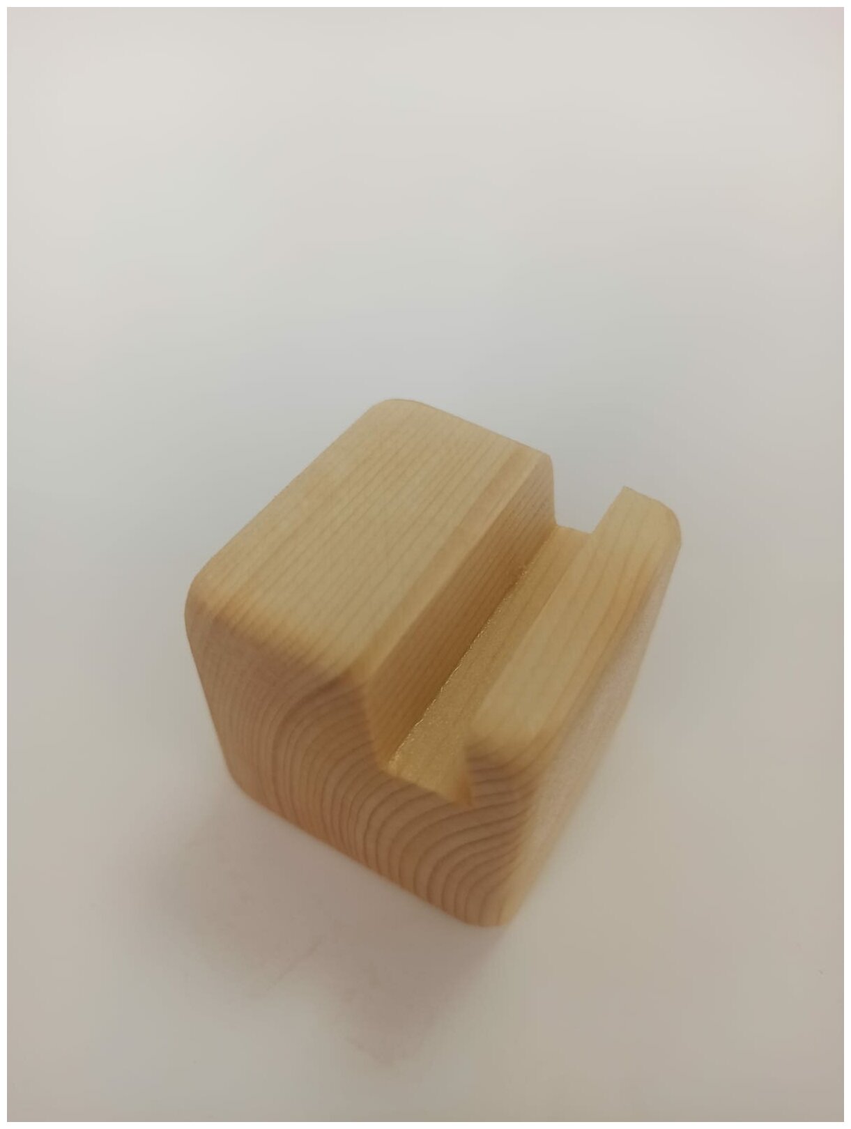 Подставка-держатель в форме куба для мобильного устройства/телефона/смартфона настольная из дерева