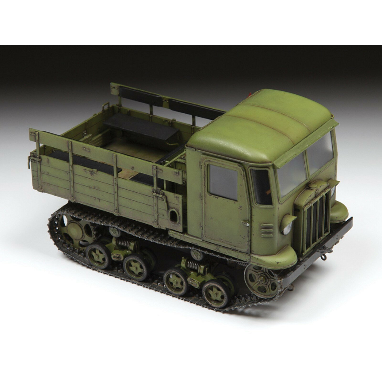 Сборная модель-грузовик «Советский гусеничный тягач СТЗ-5», 1:35, (3663)