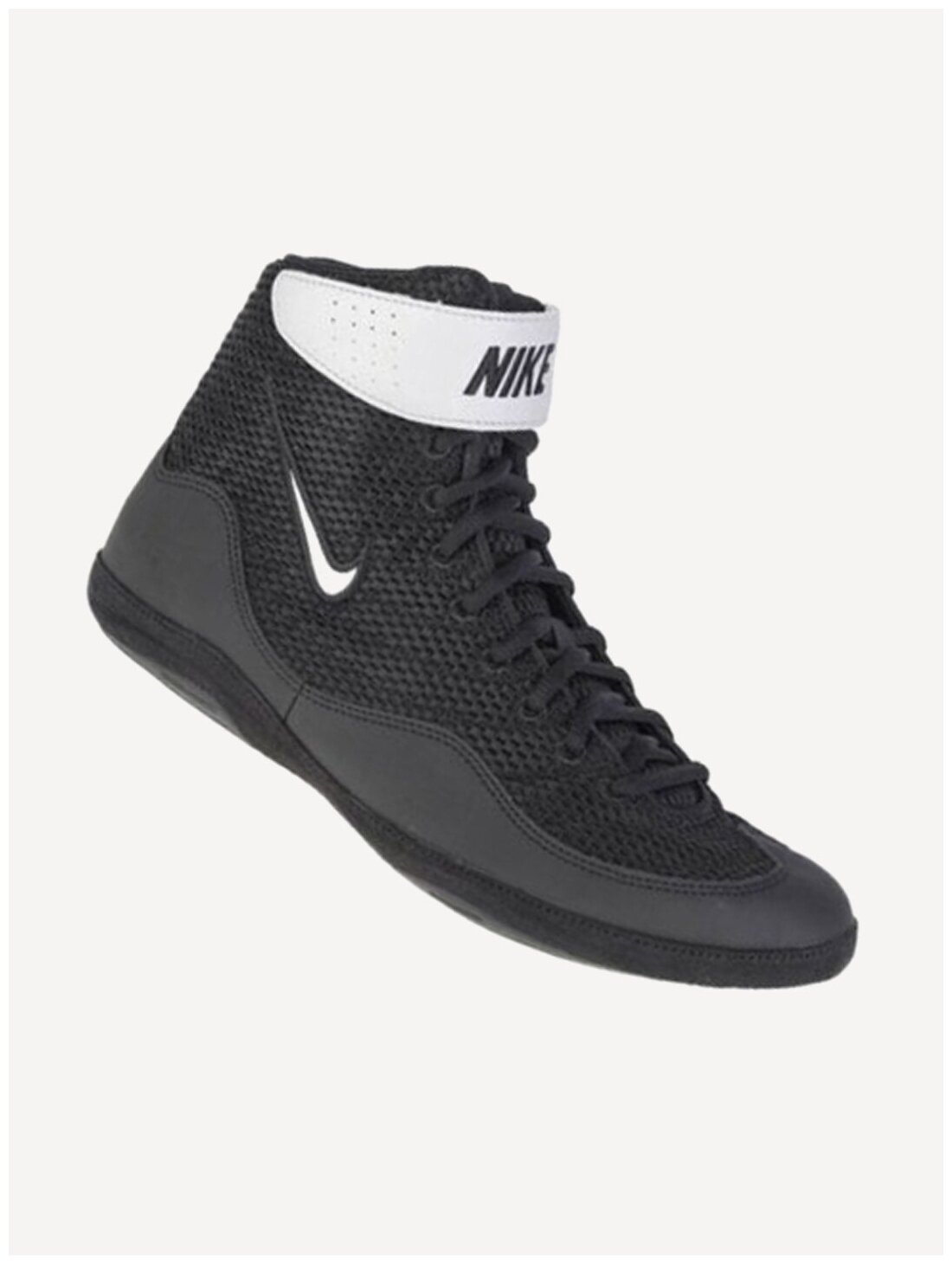 Nike top inflicts 3