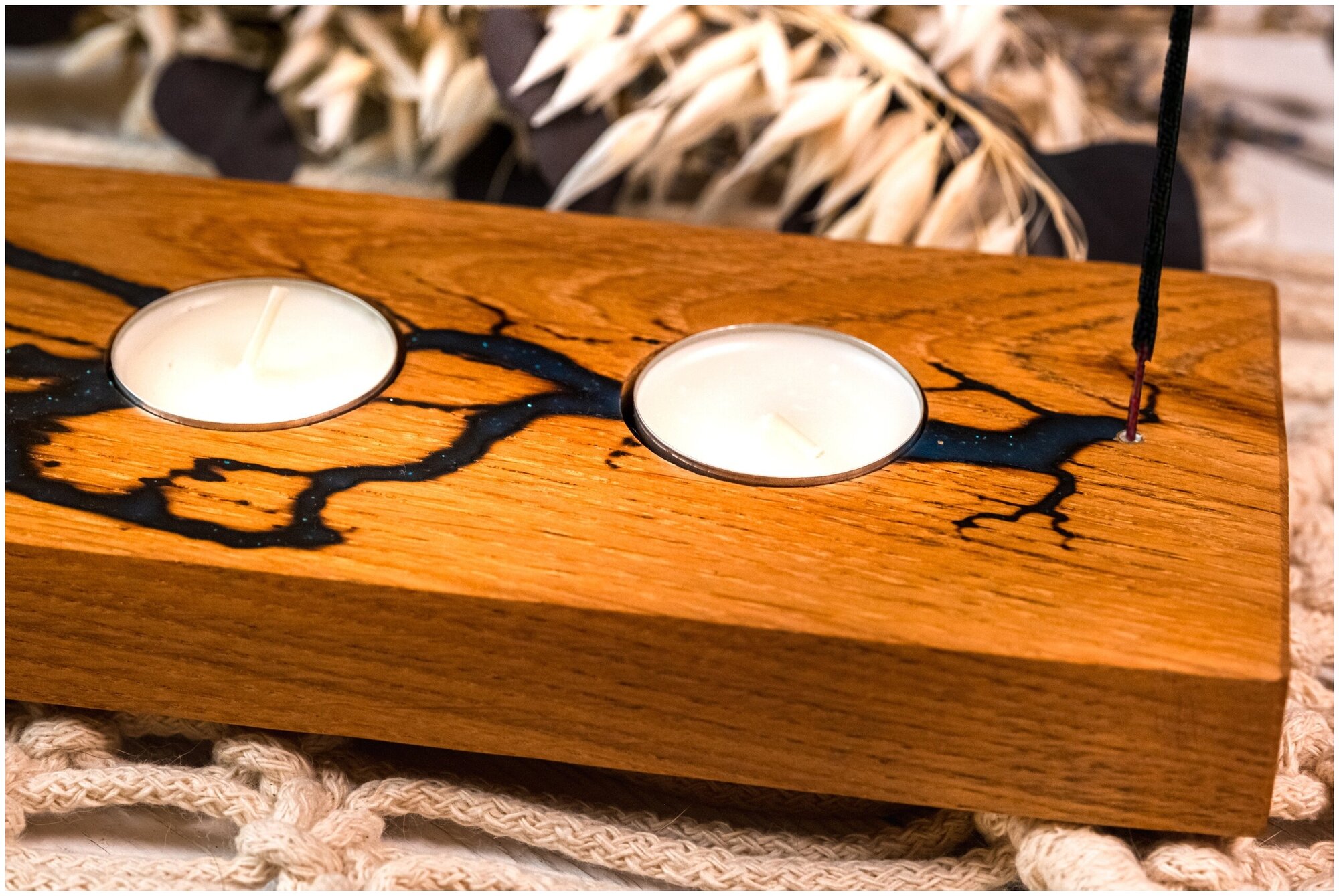 Подсвечник деревянный "5 свечей" 39,5х9,5 см. для чайной свечи (синяя молния) - фотография № 2