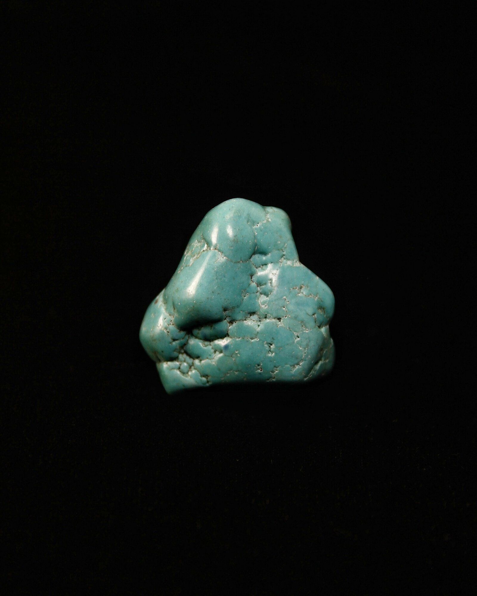 Оберег, амулет Бирюза - 3.5-4.5 см, натуральный камень, самоцвет 1 шт - символ любви, красоты и гармонии