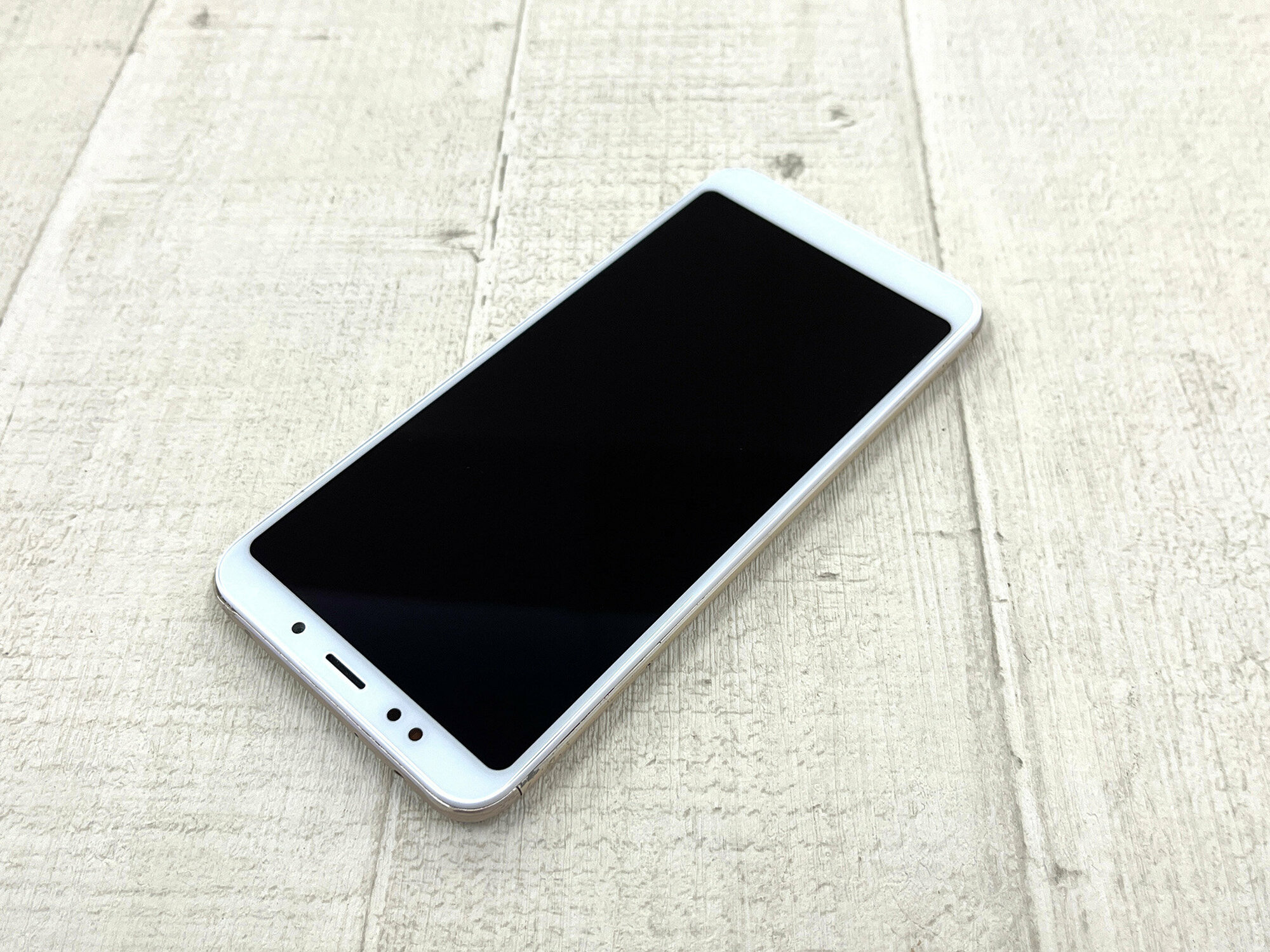 Смартфон Xiaomi Redmi 5 Plus 3/32 ГБ Global, Dual nano SIM, золотистый — фото 1
