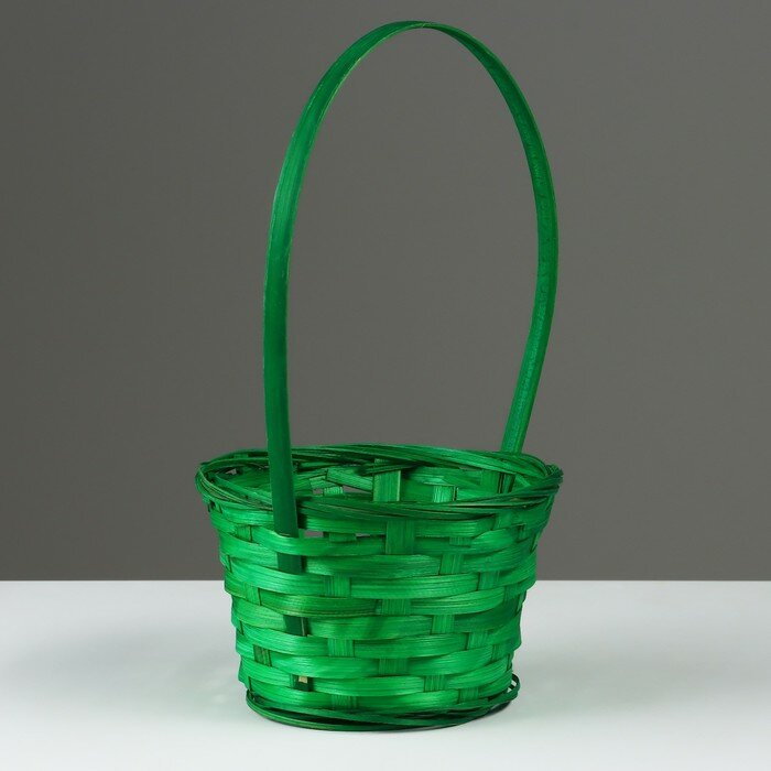 фото Корзина плетеная, D17 х 9 х 30 см, зеленая, бамбук