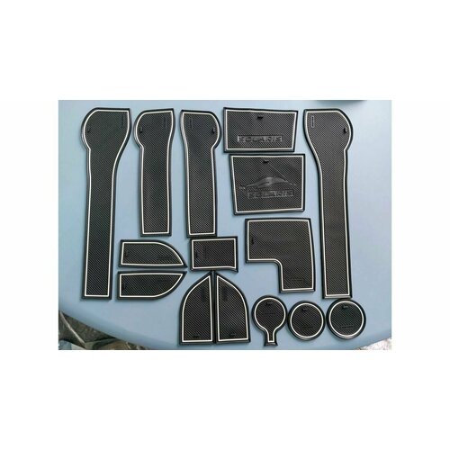 Коврики в ниши салона KIA Rio 2017- (кромка белая)