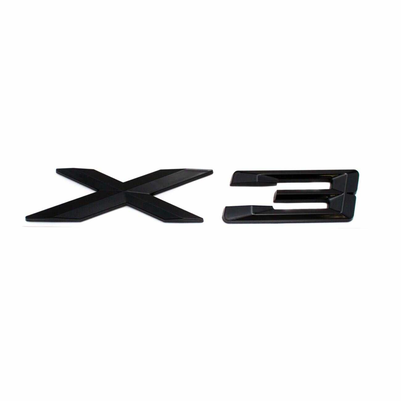 Шильдик на багажник X3 черный глянец для BMW