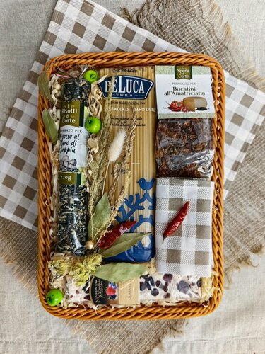 Изображение товара Подарочная корзина итальянских продуктов "Не только паста" с ризотто