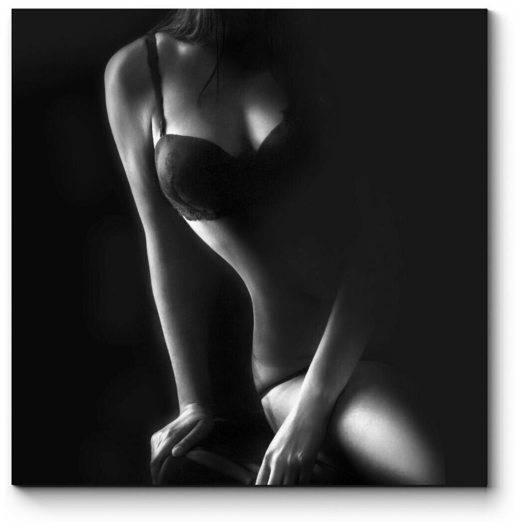 черно белые картинки женской груди фото 97