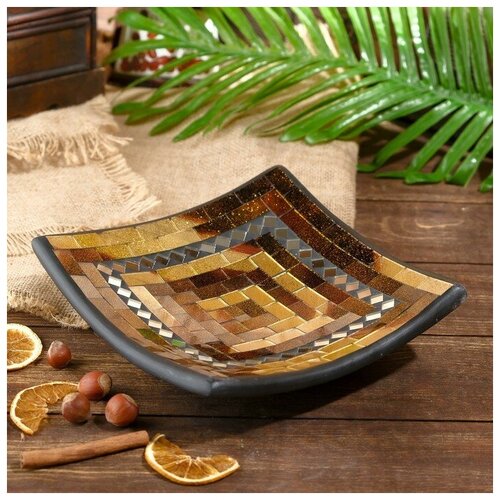 Тарелка декоративная Мими керамика 20х20х5 см 1136₽