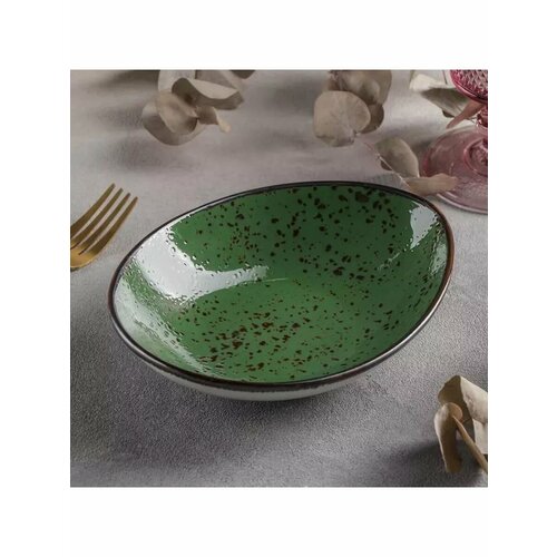 Салатник Созвездие 19х14 см цвет зелёный 1011₽