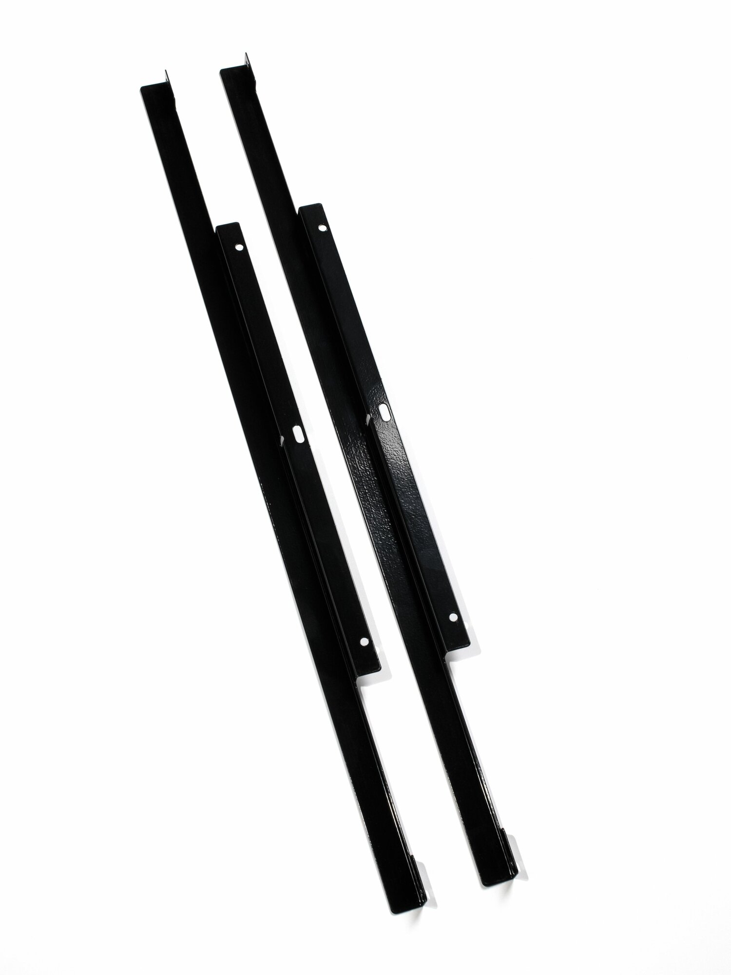 фото Термоизоляционная планка универсальная для ДСП 18 мм (комплект 2 шт) RAL 9005Черный глян.