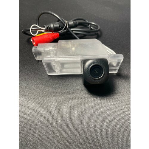 Камера заднего вида Citroen C2 C3 C4 C5 C6 C8 DS5 Peugeot 1007 208 301 307 308 406 407 408 508 607 806 807 RCZ 170400₽