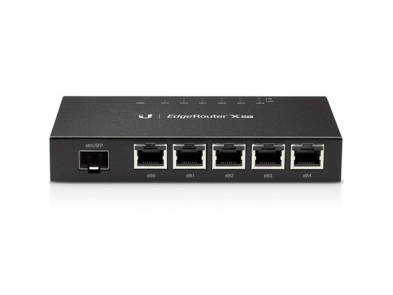 Маршрутизатор маршрутизатор/ Compact but powerful router sporting (5) Gigabit RJ45 ports with passive PoE support and an SFP port