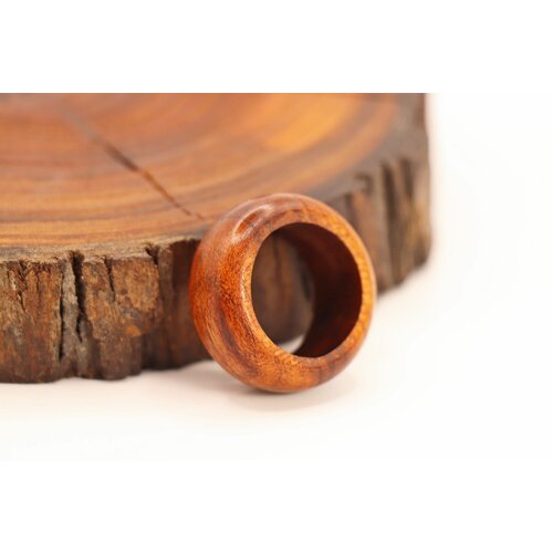 Кольцо деревянное, 19р. широкое, из натуральной древесины абрикоса