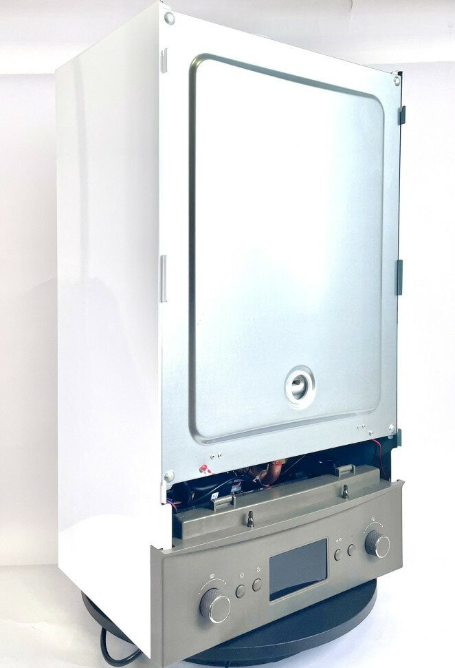 Газовый котел Конорд C17F, белый, настенный, двухконтурный, КПД 90%, закрытая камера сгорания — фото 1