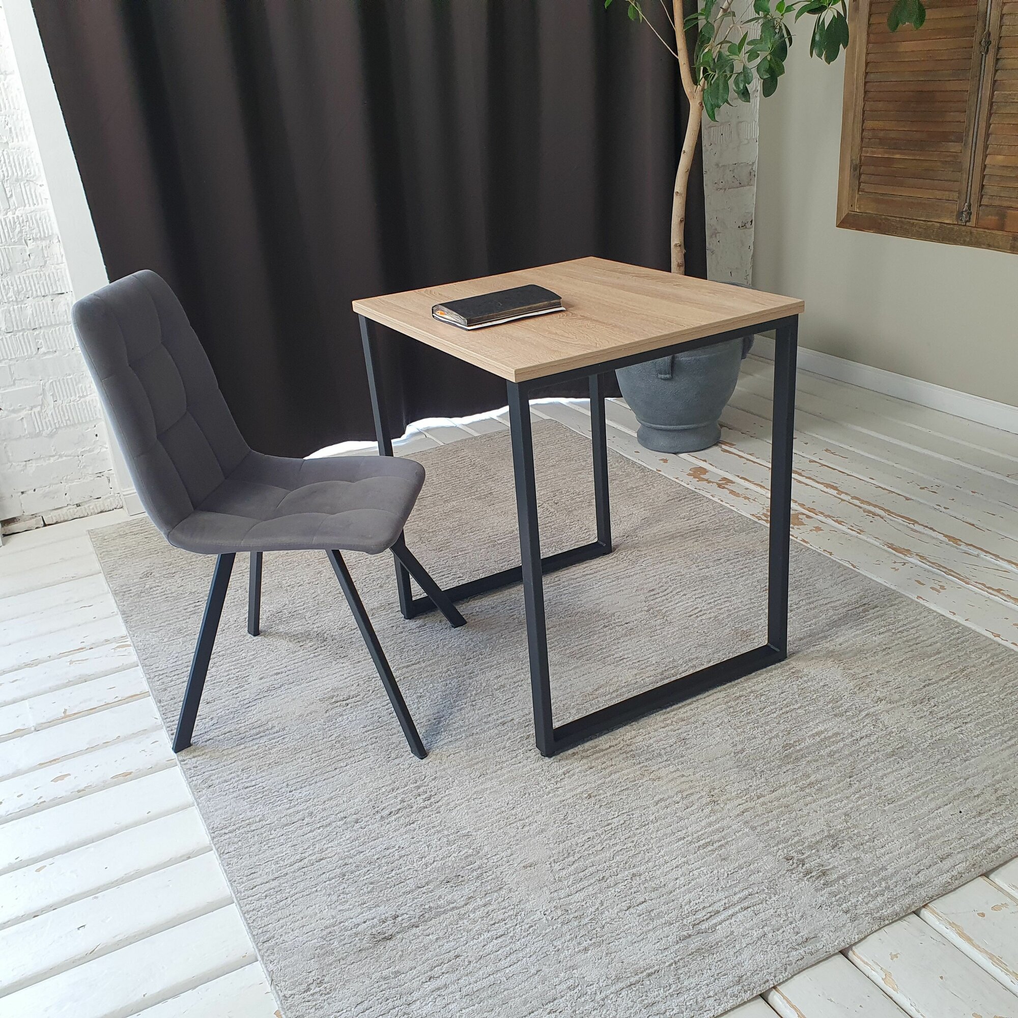 Письменный стол лофт Дуб 70*60 см. Черные ножки — фото 1