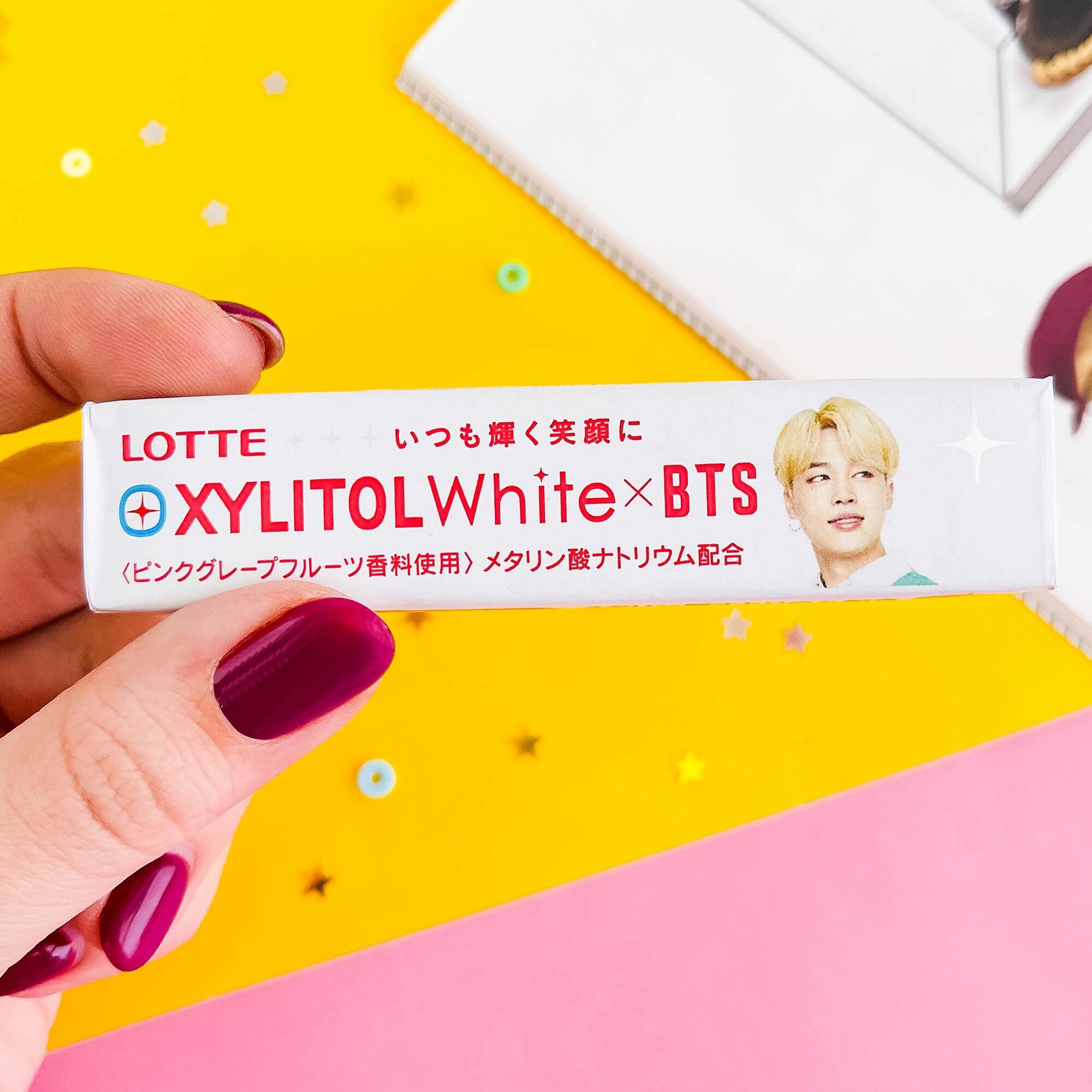 Японская жевательная резинка Lotte Xylitol BTS со вкусом грейпфрута, Jimin / Чимин - фотография № 3