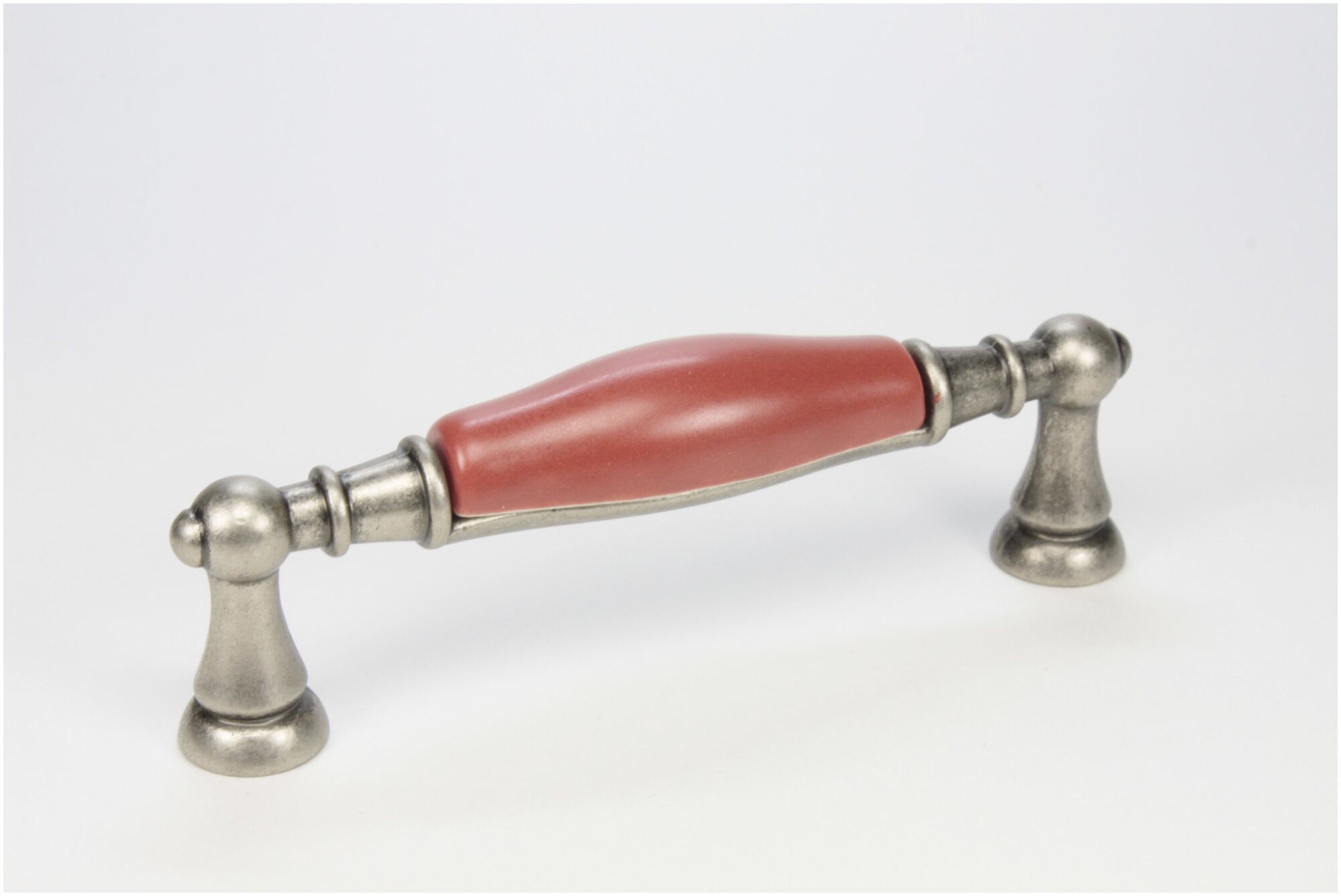 Ручка для мебели скоба New deco 96 мм ROBERTO MARELLA отделка Железо с красной керамикой