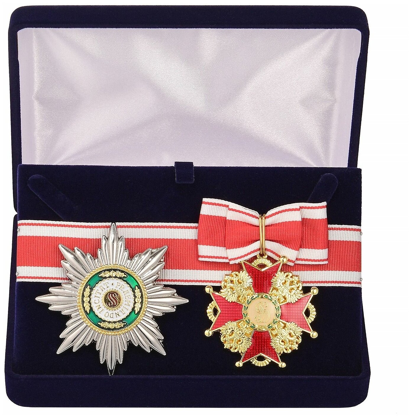 Знак и звезда ордена Святого Станислава в подарочном футляре, сувенирные муляжи Царской России
