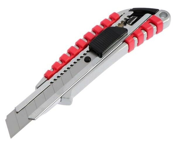 Тундра Нож универсальный тундра, прорезиненный металлический корпус, 18 мм