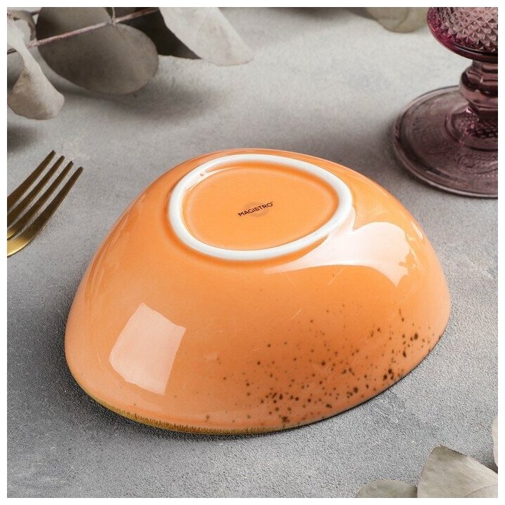 Салатник фарфоровый Magistro «Церера», 440 мл, 15,3×13 см, цвет оранжевый - фотография № 2