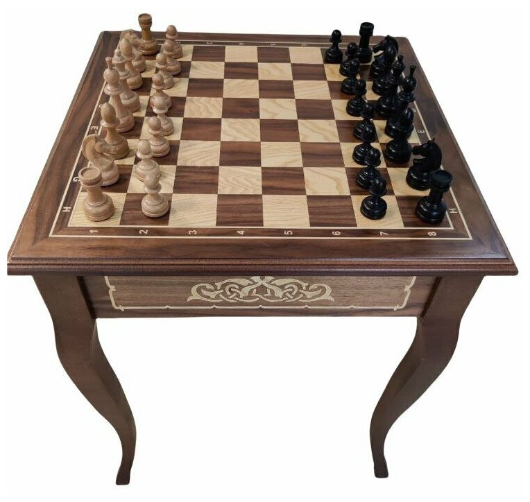 Шахматный стол турнирный из ореха и бука с утяжеленными фигурами