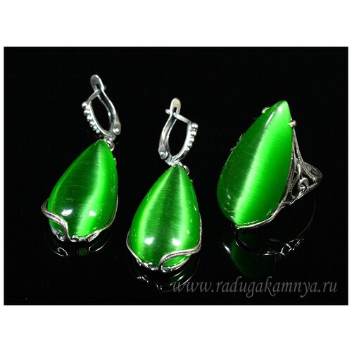 Комплект бижутерии: кольцо, серьги, кошачий глаз, размер кольца 18, зеленый серьги с фианитами и кошачьим глазом из серебра