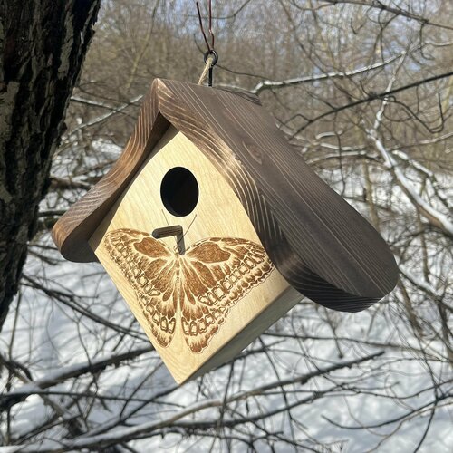 Деревянный скворечник для птиц PinePeak / Бабочкарий / Кормушка для птиц подвесная для дачи и сада, 250х310х140мм