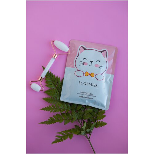 Маска-перчатки для рук с никотинамидом и козьим молоком Luofmiss 250₽