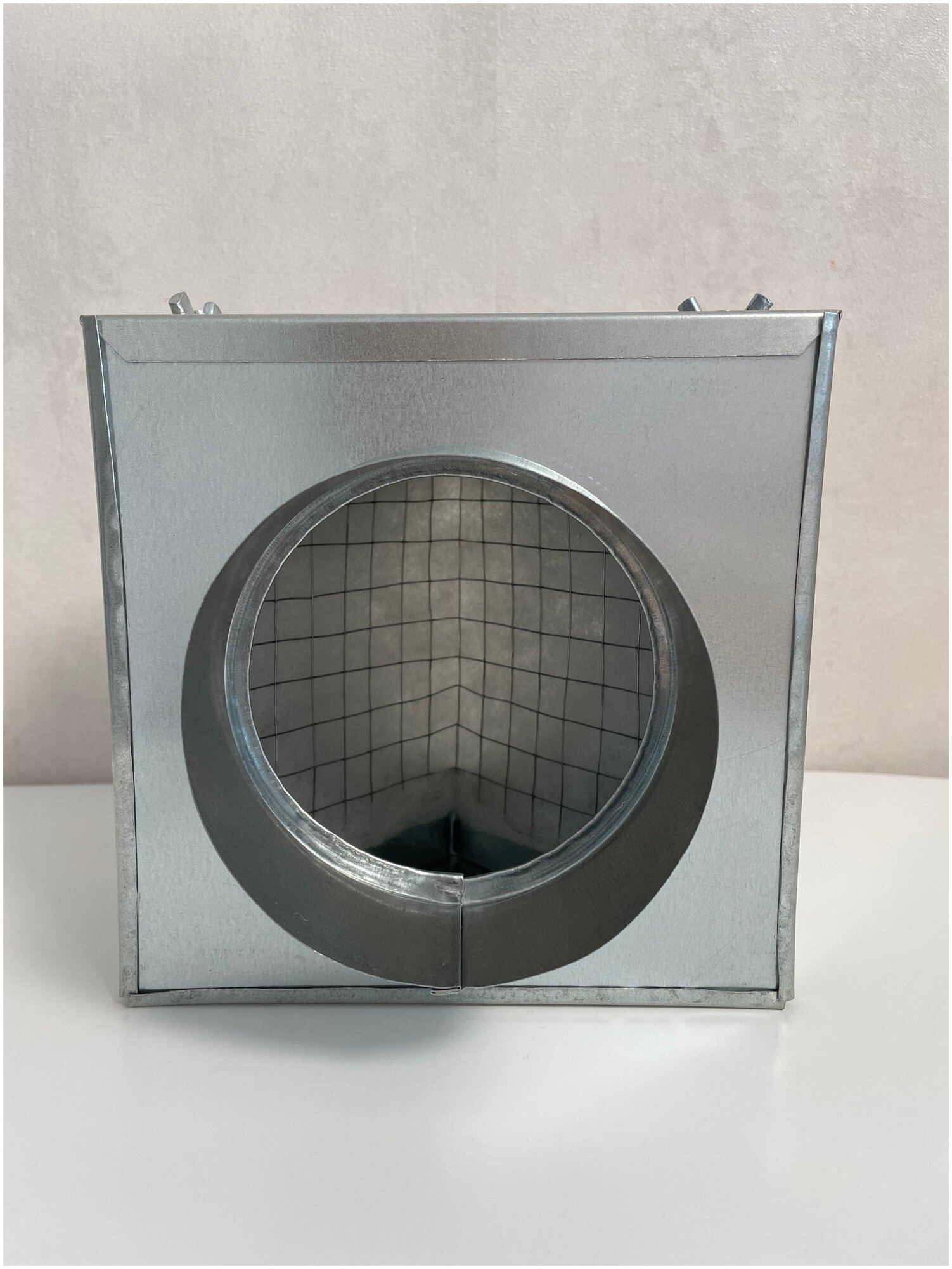 Воздушный фильтр-бокс для круглых воздуховодов, воздушный фильтр вентиляционный из оцинкованной стали 315 мм - фотография № 3