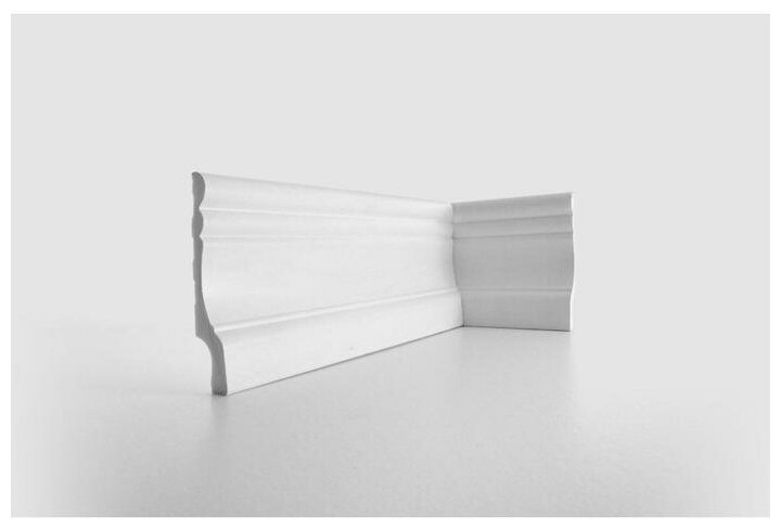 Плинтус пластиковый ударопрочный белый 100х23х2000мм - фотография № 6
