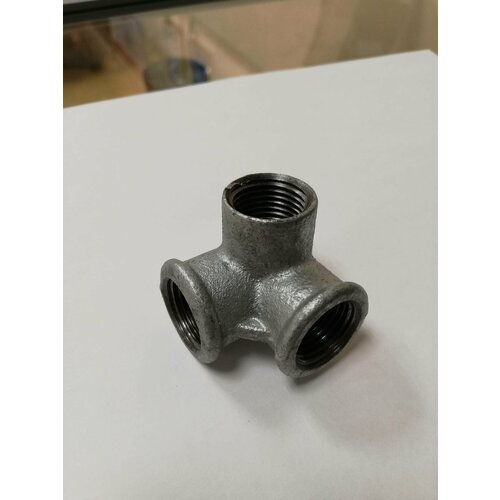 Тройник угловой 1/2 калета