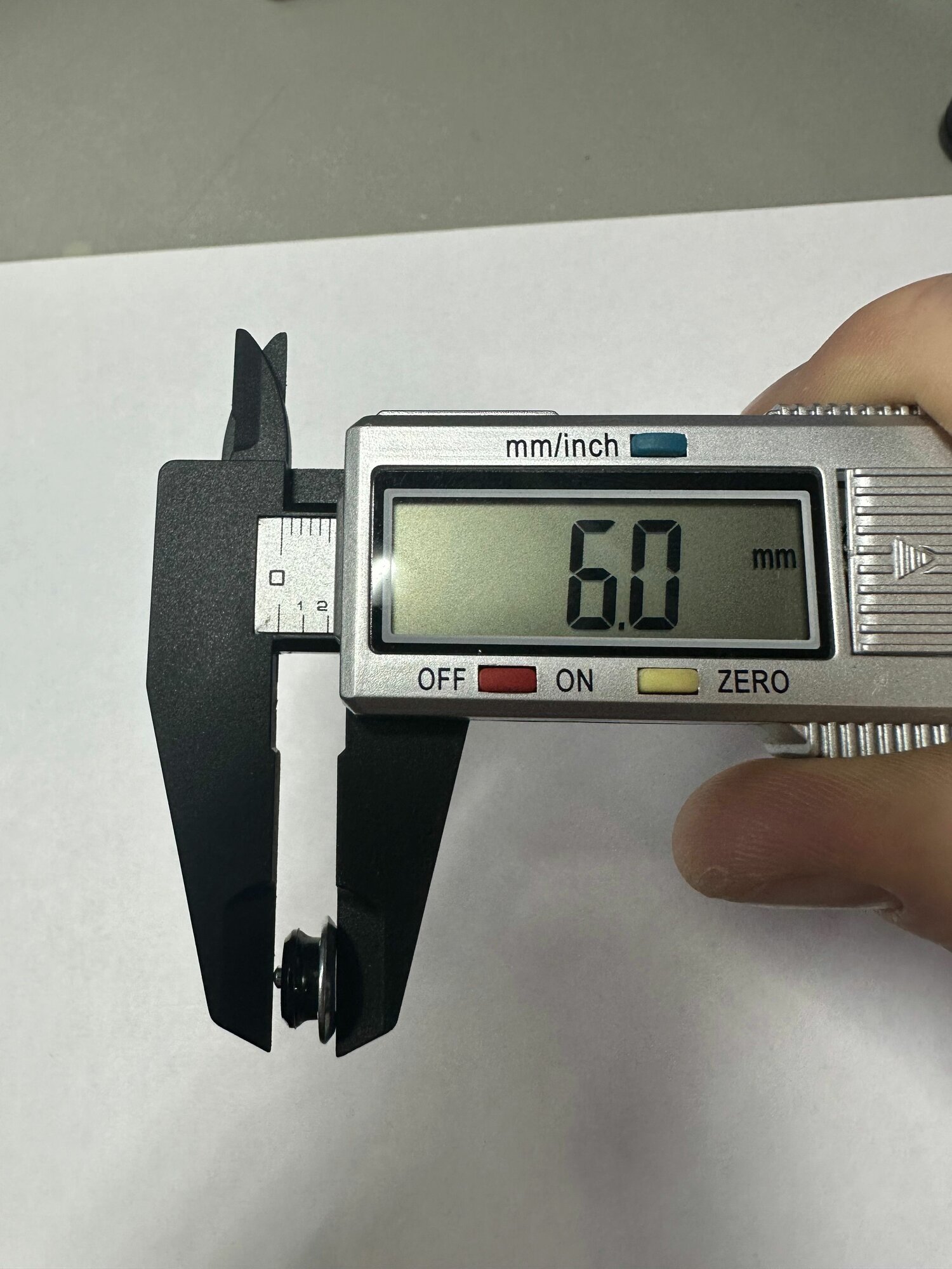 Шипы ремонтные 6 мм 100 шт. — фото 1