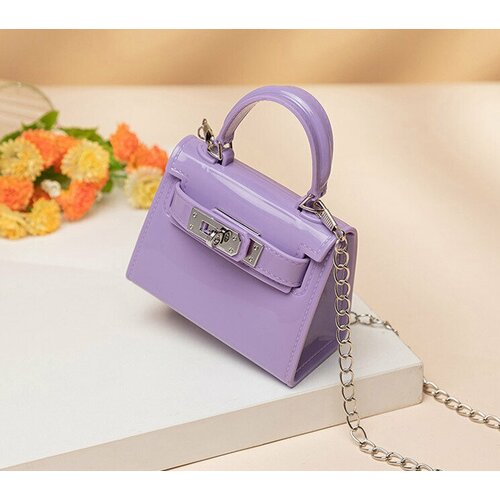 фото Сумка мессенджер , фактура лаковая, сиреневый dav