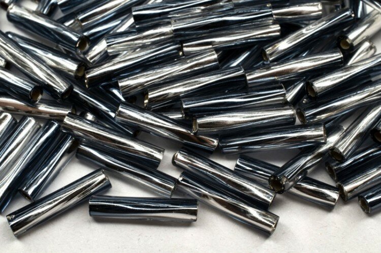 Бисер японский Miyuki Twisted Bugle 27х12мм #3935 прозрачный/монтана серебряная линия внутри 10 грамм