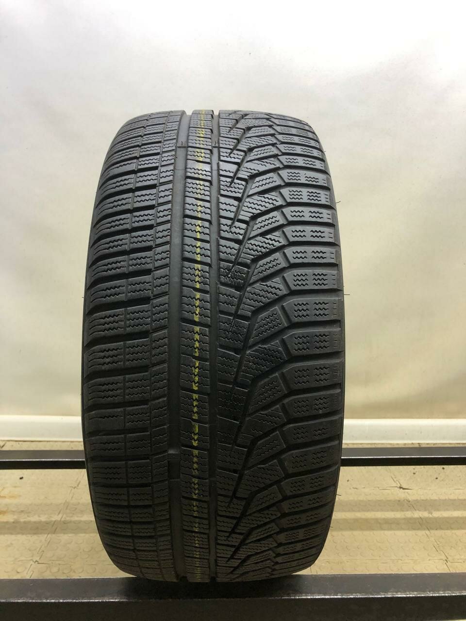 Hankook Winter I'Cept Evo 2 245/35 R19 БУ Шины Зимние