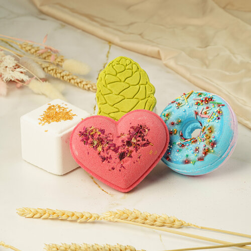 Подарочный набор бомбочек и пенки для ванны