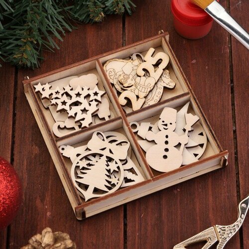 Набор заготовок для творчества Новогодние украшения 2025 12 шт 45 х 45 см 564₽