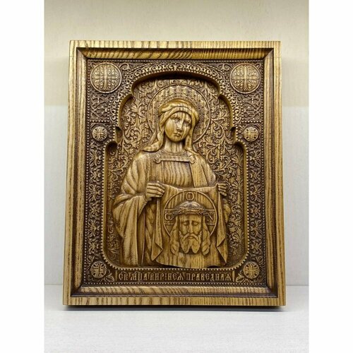 Икона Святая мученица Виринея (Вероника) резная из дерева 30х35 см