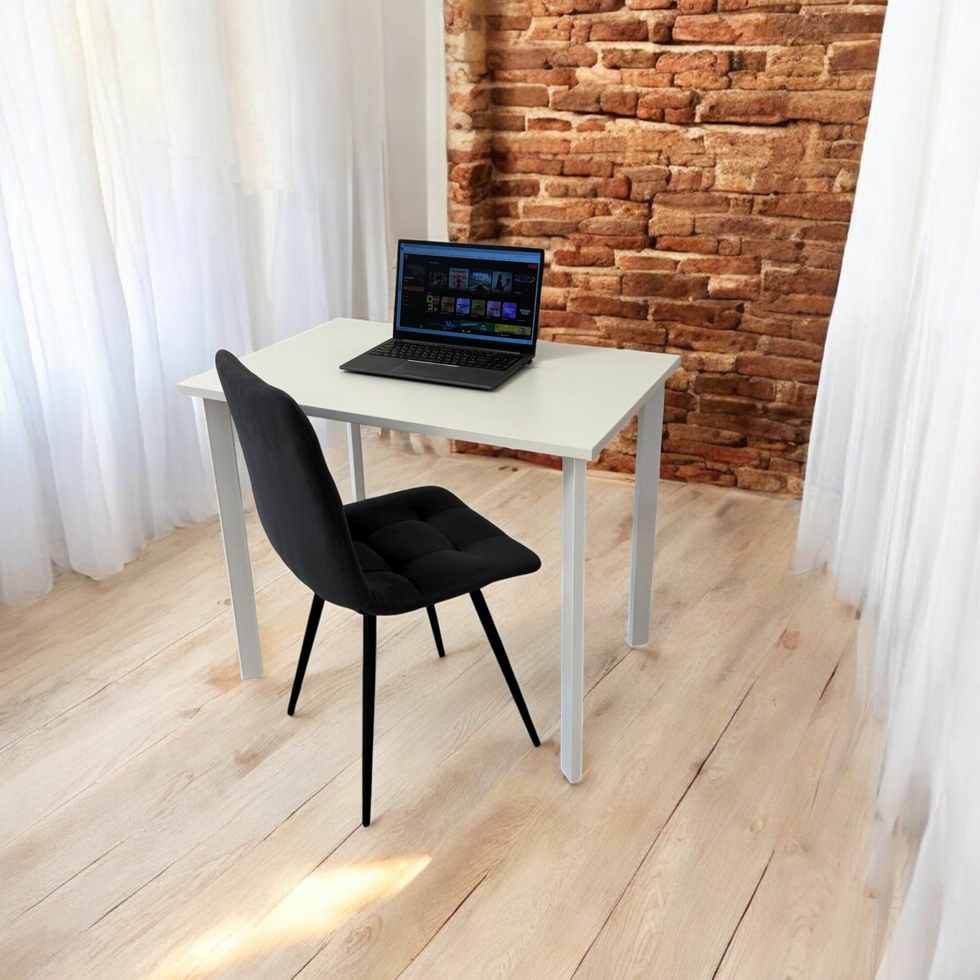 Игровой компьютерный стол/ цвет столешницы Белый, 90*70 см. Ножки белые