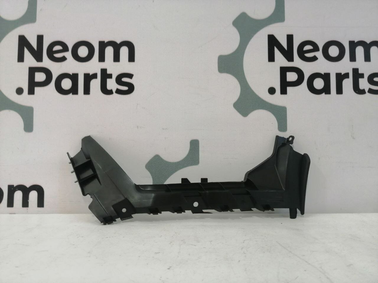 Кронштейн бампера заднего левый Ford Focus 2 08-11, Neom.Parts, NM09FST10027L