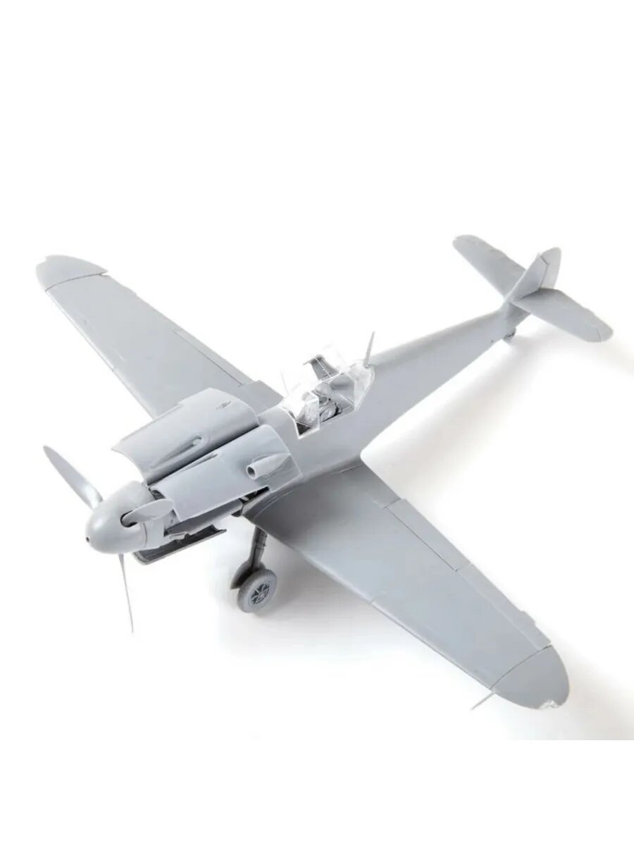 Самолет "Мессершмитт BF-109 F2" Подарочный набор 157 деталей, масштаб 1:48 — фото 1