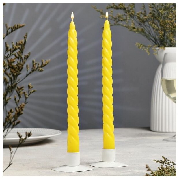 Набор свечей витых, 2.2х 25 см, лакированная 2 штуки, жёлтый