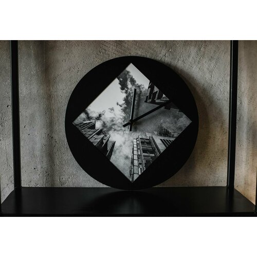Часы интерьерные авторские IRON TIME, черный металл, дерево, диаметр 30 см