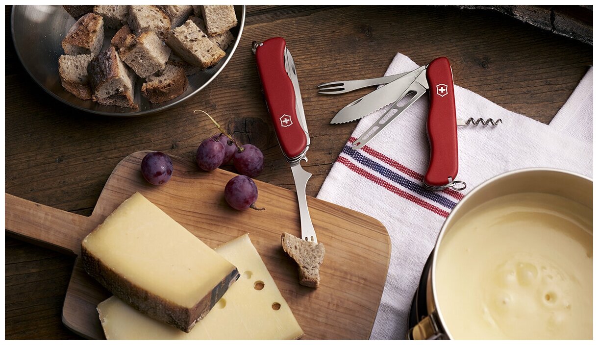 Складной нож VICTORINOX Cheese Master, 8 функций, 111мм, красный - фото №6
