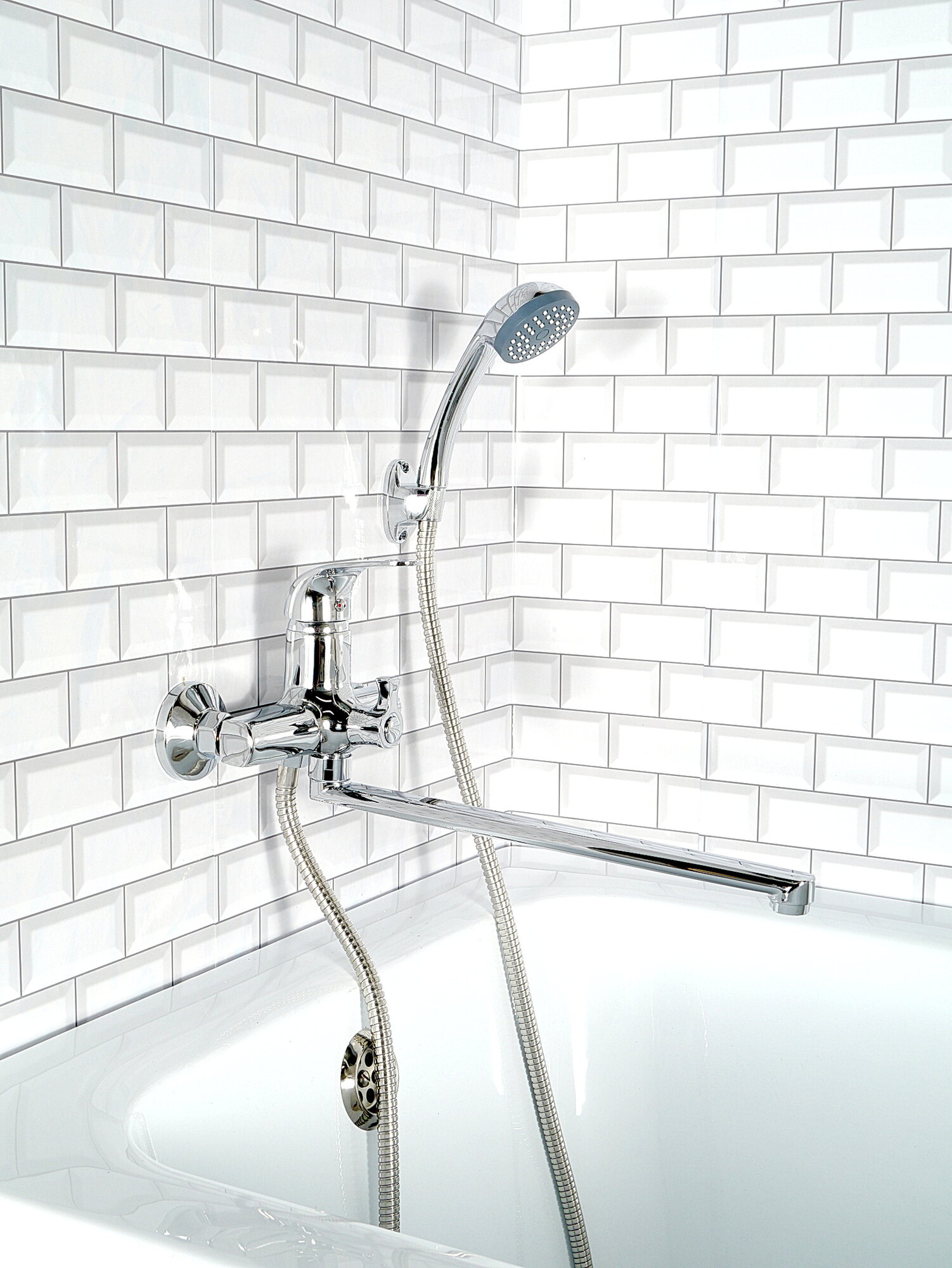 Смеситель на ванну Potato P22203 — фото 1