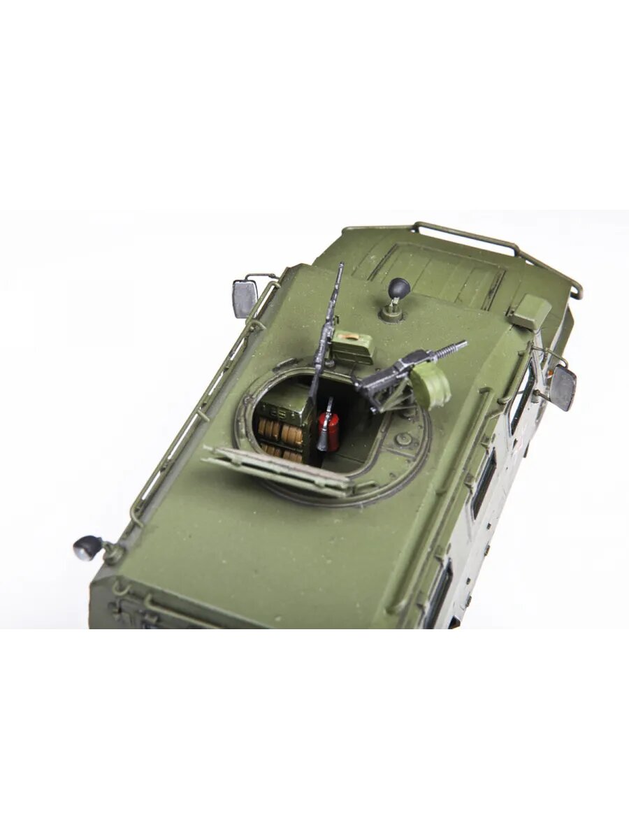 Российский бронеавтомобиль ГАЗ "тигр" ZVEZDA 262 детали, масштаб 1:35 — фото 1