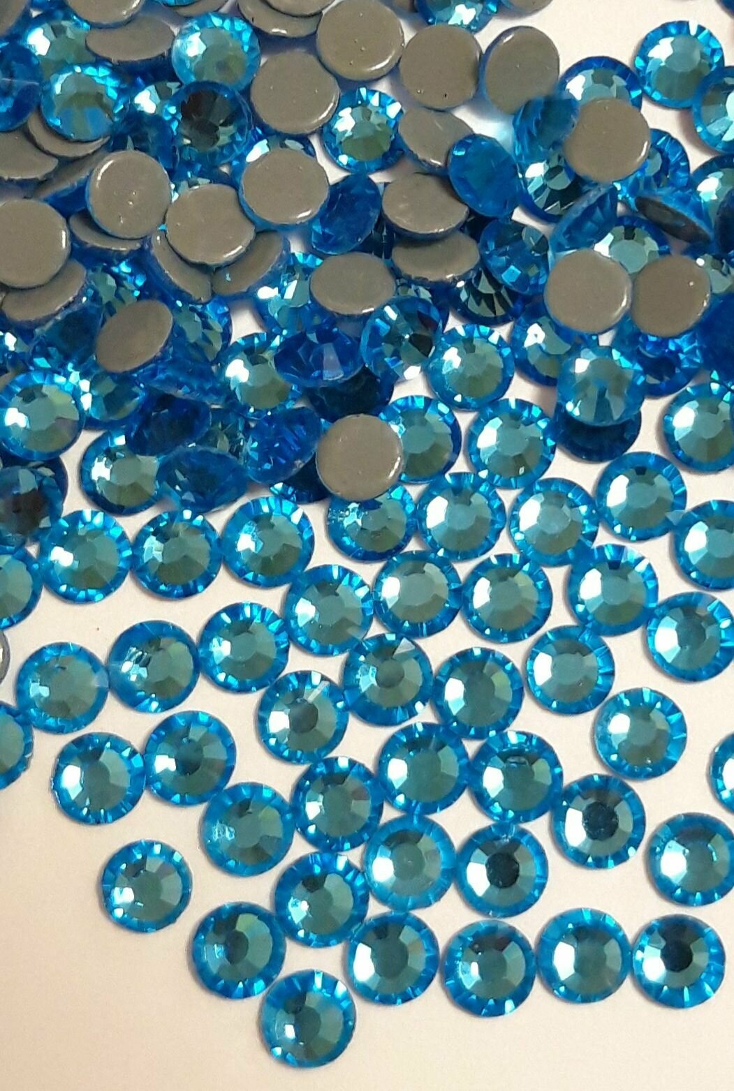 Стразы из хрустального стекла, горячей фиксации, цвет Aquamarine (Аквамарин) SS20, диаметр 5 мм, 720 шт, Корея