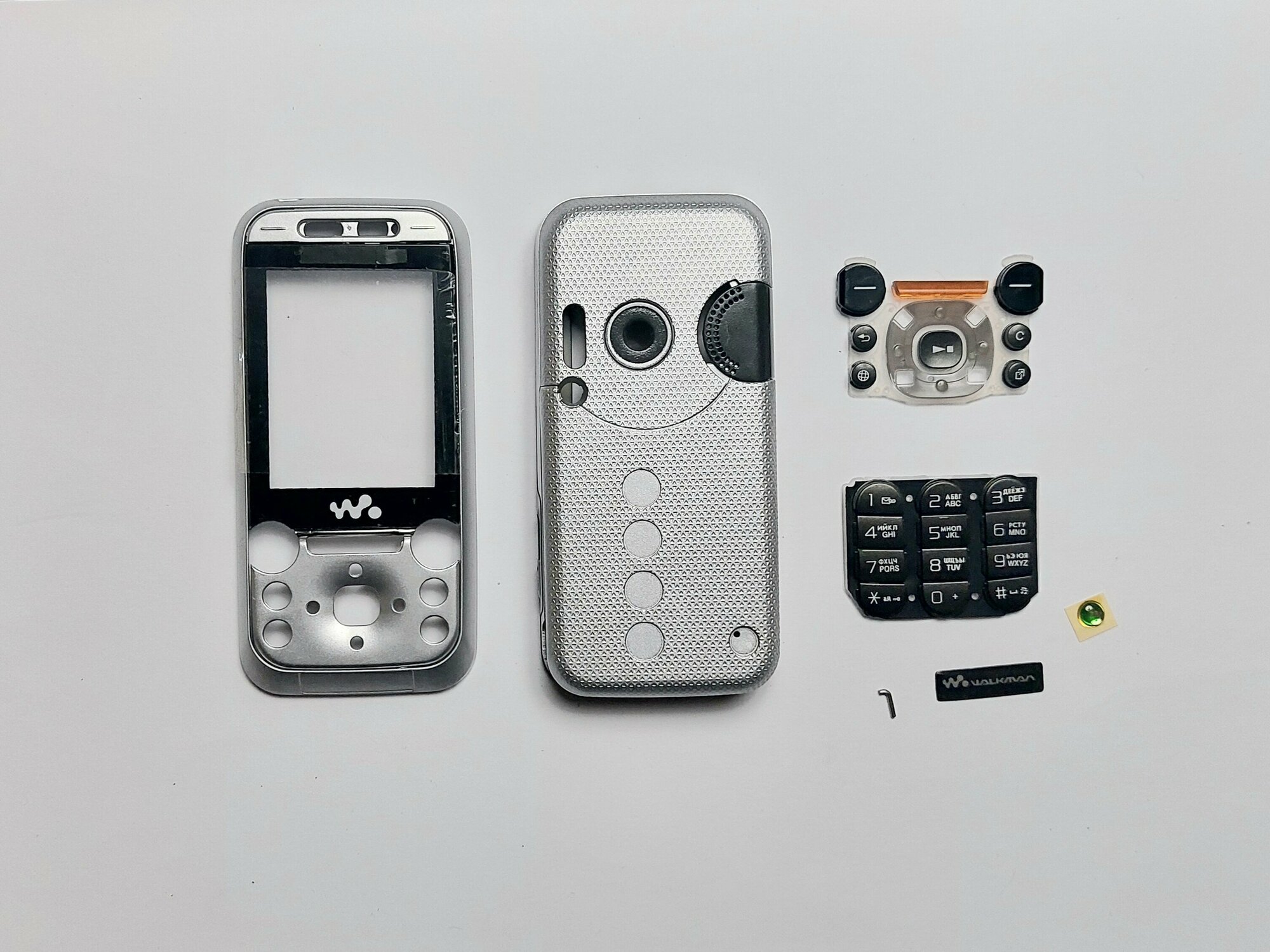 Корпус для Sony Ericsson W850 с клавиатурой и чехол