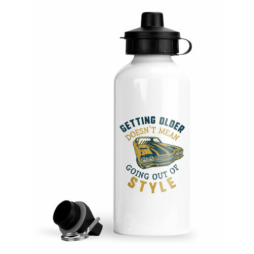 фото Спортивная бутылка автомобили getting older doesn't mean going out of style luzimuzi