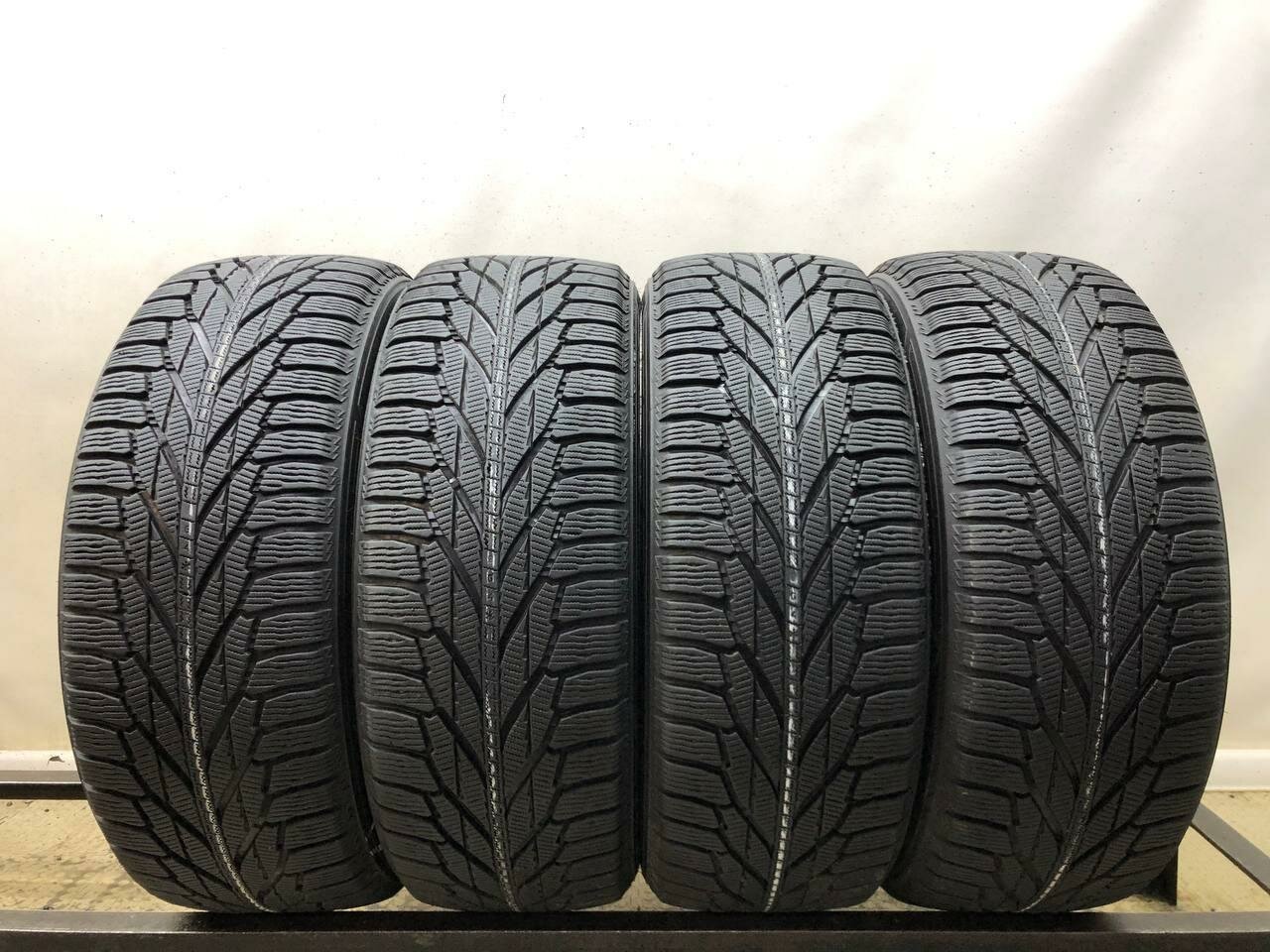 Nokian Hakkapeliitta R2 SUV 235/55 R18 БУ Шины Зимние